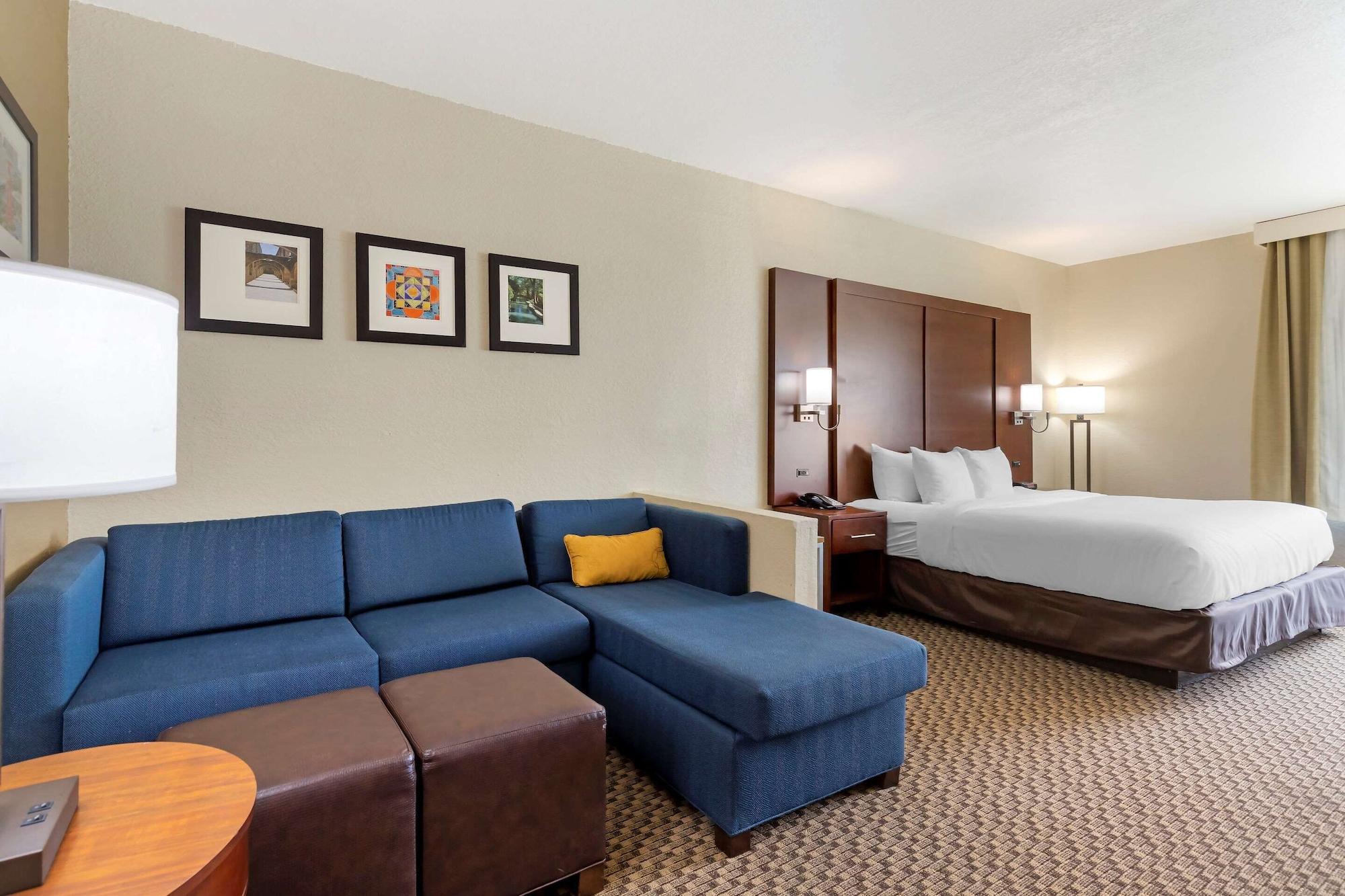 Comfort Inn & Suites Near Six Flags & Medical Center San Antonio Exterior foto