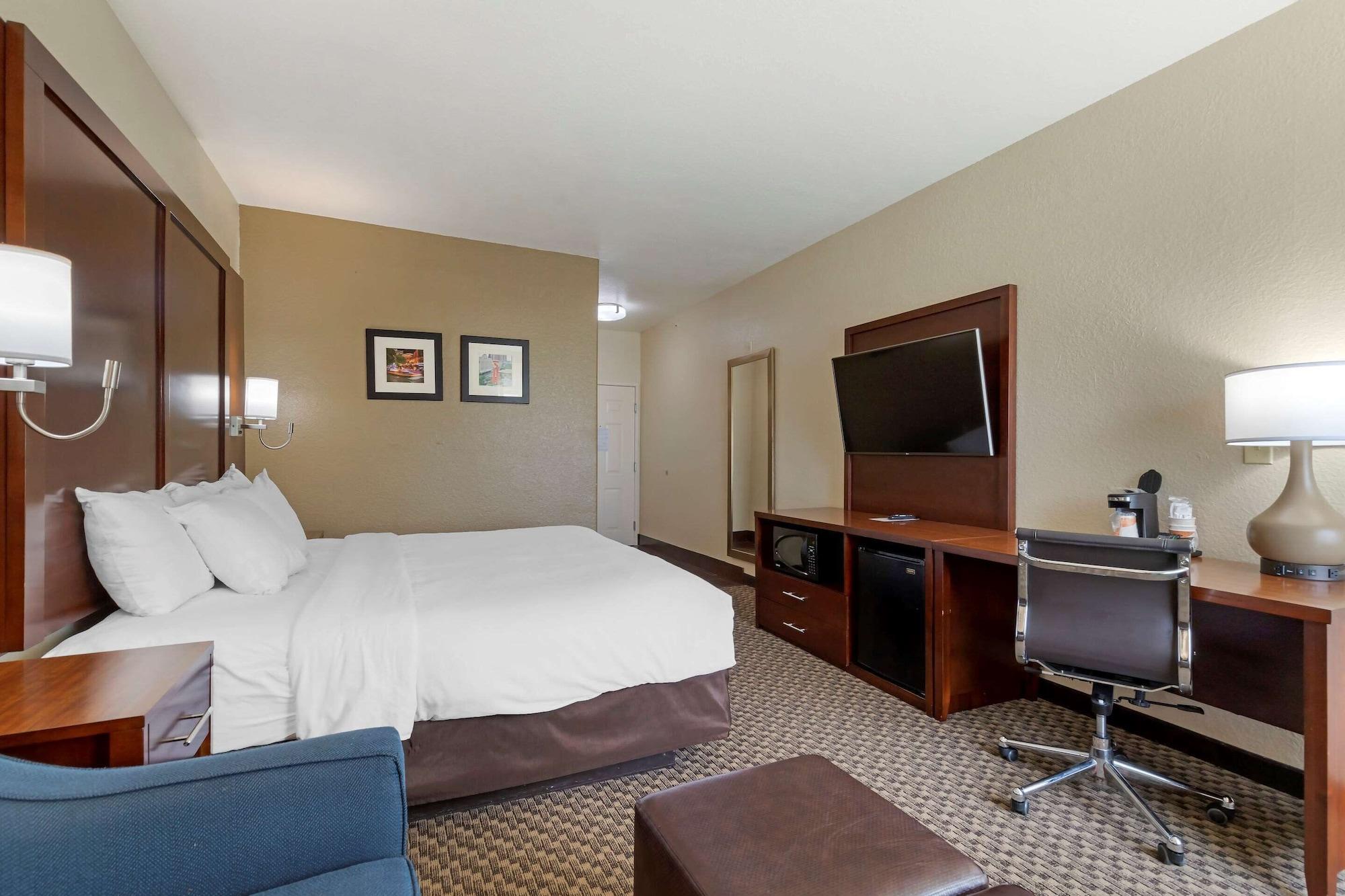 Comfort Inn & Suites Near Six Flags & Medical Center San Antonio Exterior foto